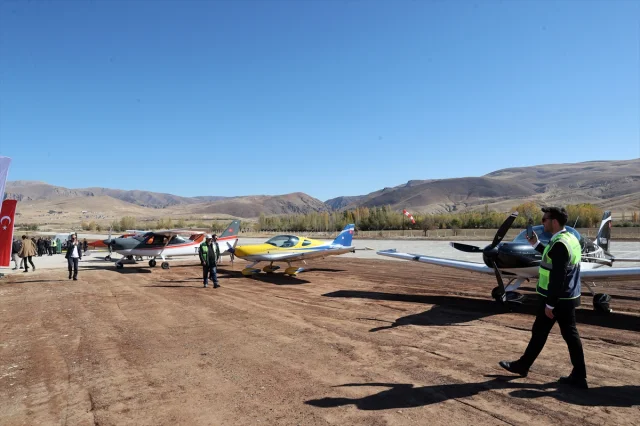 Divriği'de açılan hava kampüsü Türkiye'nin 60. havalimanı he...