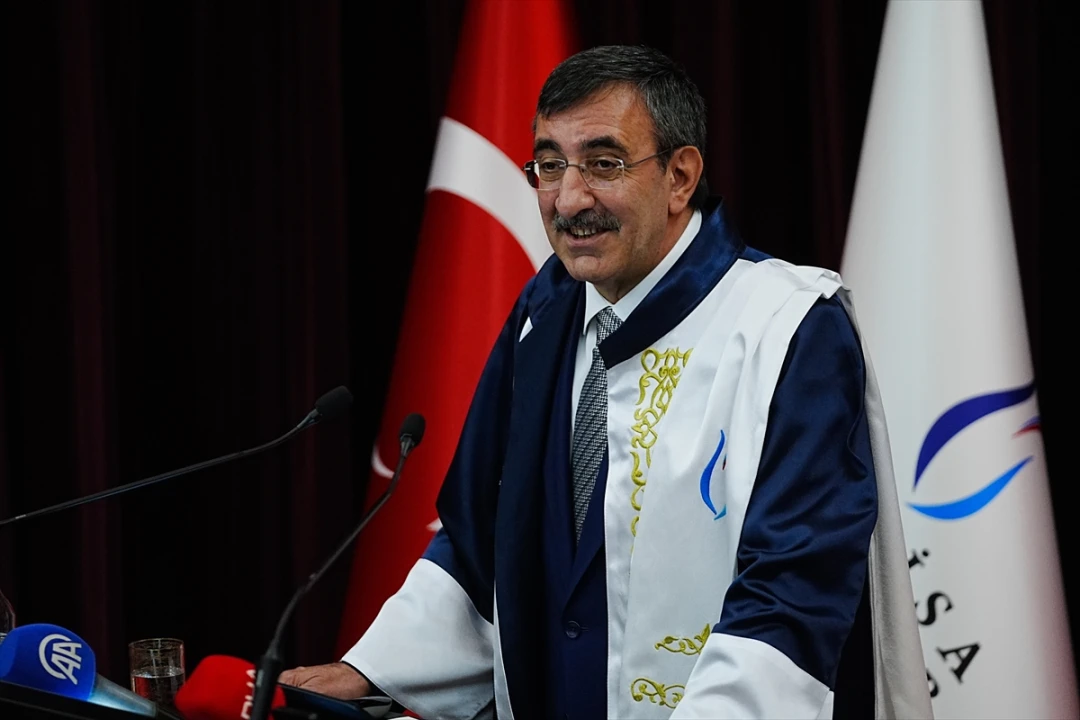 Cumhurbaşkanı Yardımcısı Cevdet Yılmaz'ın Manisa Celal Bayar Üniversitesi'ndeki Unutulmaz Anları