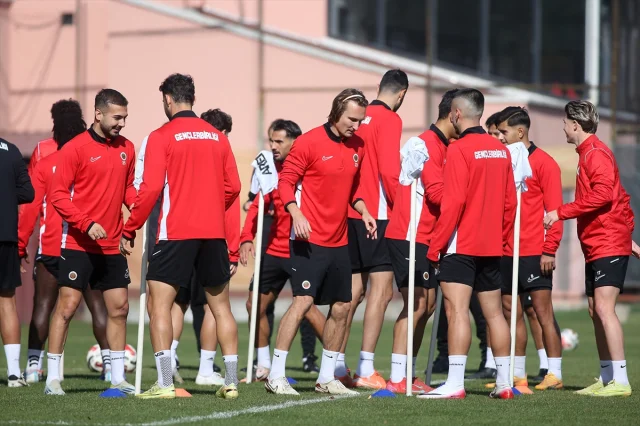 Gençlerbirliği ile Göztepe Arasında Heyecanlı Mücadele Bekleniyor