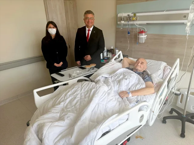 Ünlü Çini Sanatçısı Hamza Üstünkaya'ya Veda