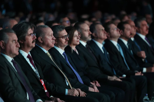 Erdoğan, TRT World Forum 2025'te Küresel Çözümleri Değerlendirdi
