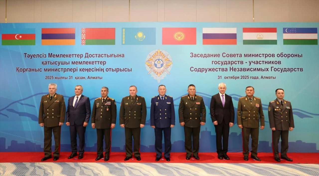 BDT Savunma Bakanları Kazakistan'da Toplandı