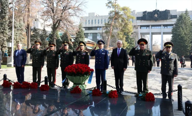 BDT Savunma Bakanları Kazakistan'da Toplandı