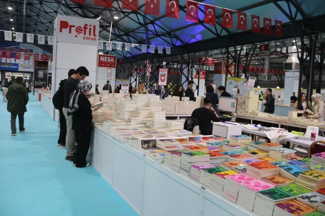 Malatya Kitap Fuarı Kapılarını Açtı