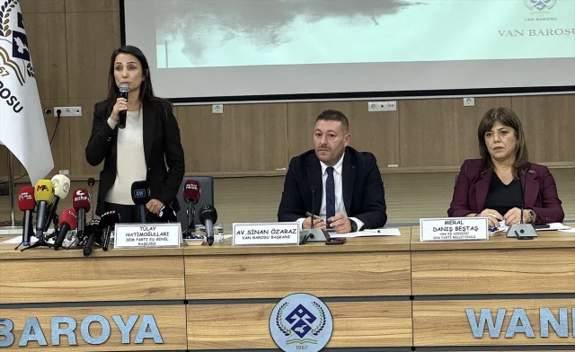 DEM Parti'nin Van Temasları Barış İçin Umut Veriyor