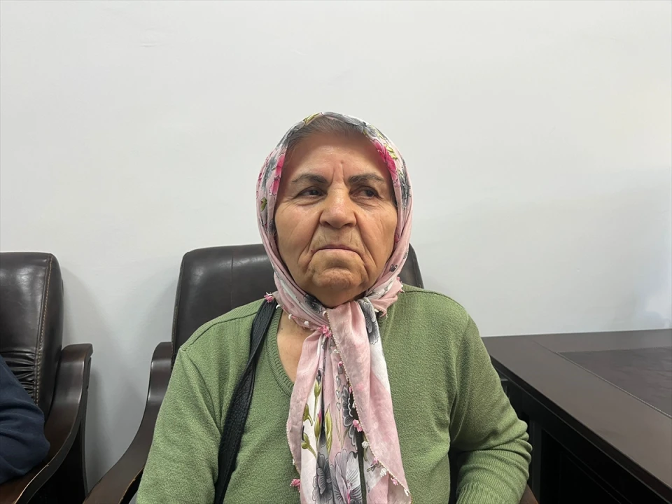 Tokat'ta Polis Dikkati Yaşlı Kadını Dolandırıcılardan Kurtardı