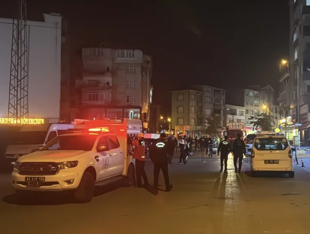 Kocaeli'deki ikinci apartman boşaltıldı: Tehlike sürüyor mu?