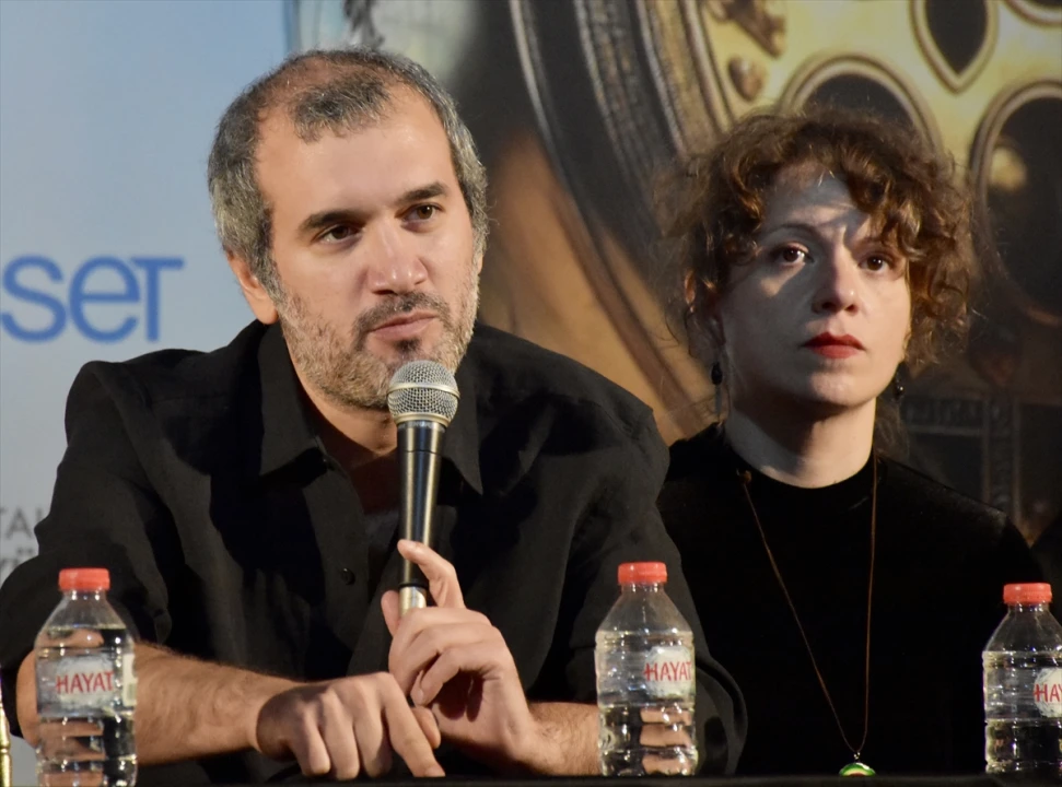 Antalya Altın Portakal Film Festivali'nde "En Güzel Cenaze Şarkıları" Fırtınası