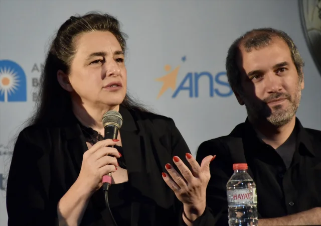 Antalya Altın Portakal Film Festivali'nde "En Güzel Cenaze Şarkıları" Fırtınası