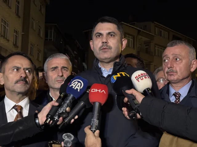 Kocaeli'de çökme tehlikesi: Bakan Murat Kurum bölgeyi inceledi
