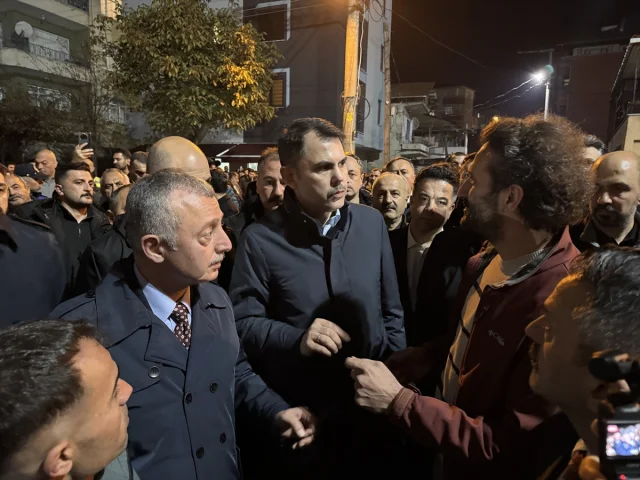 Kocaeli'de çökme tehlikesi: Bakan Murat Kurum bölgeyi inceledi