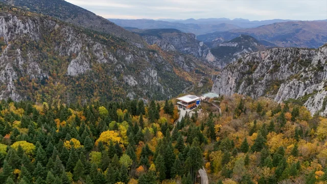 Kastamonu'da adrenalin dolu manzara: Cam terasta sonbahar büyüsü
