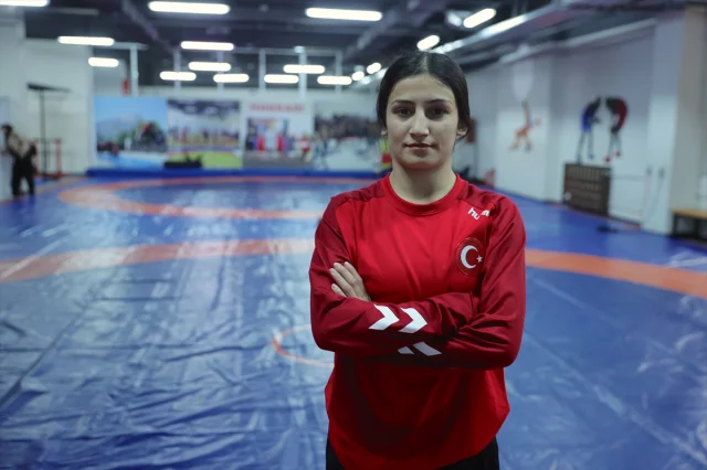 Hakkarili Güreşçilerin Başarıları Kenti Gururlandırıyor