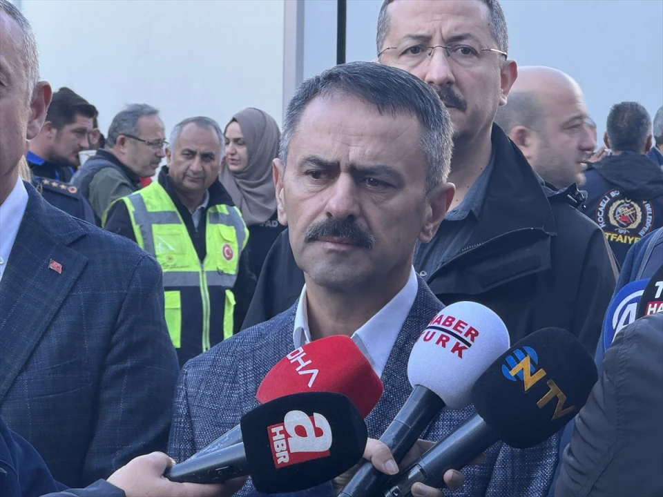 Kocaeli'de Çöken Binanın Ardındaki Şok Edici Gerçekler Ortaya Çıkıyor