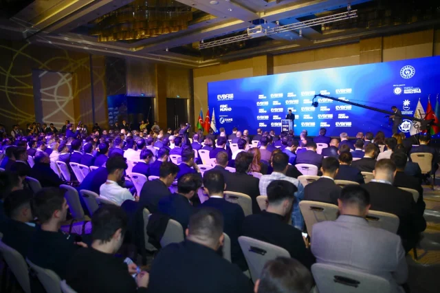 Bakü'de Genç İş İnsanlarının Zirvesi: Avrasya'nın Yeni Liderleri