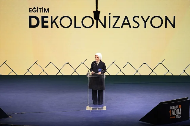 NUN Vakfı'nın Zirvesi Eğitim Dünyasında Yeni Ufuklar Açıyor