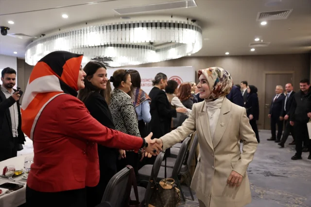 Bakan Göktaş, Bursa'da kadın girişimcilere umut sundu