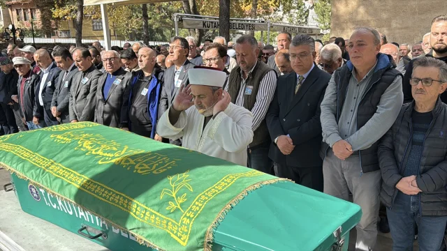 Ünlü Çini Sanatçısı Hamza Üstünkaya'ya Veda