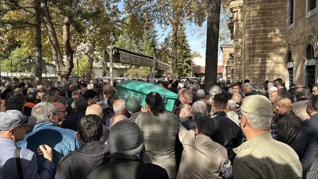 Ünlü Çini Sanatçısı Hamza Üstünkaya'ya Veda