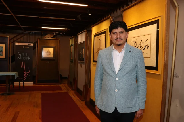 "Adil-i Mutlak" sergisi Antalya'da sanatseverlerle buluştu