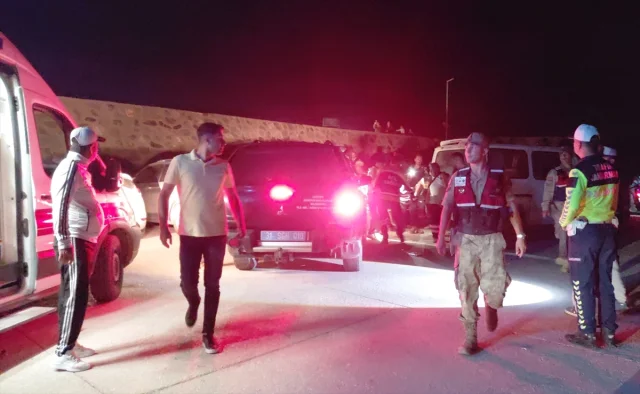 Hatay'da Denize Düşen Genç Kızın Hayatta Kalma Mücadelesi