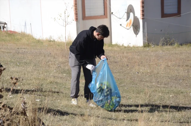 Kars Sarıkamış'ta Öğrenciler Çevre Hareketi Başlattı