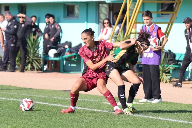 Galatasaray Kadın Futbol Takımı Zorlu Deplasmandan Galibiyet...