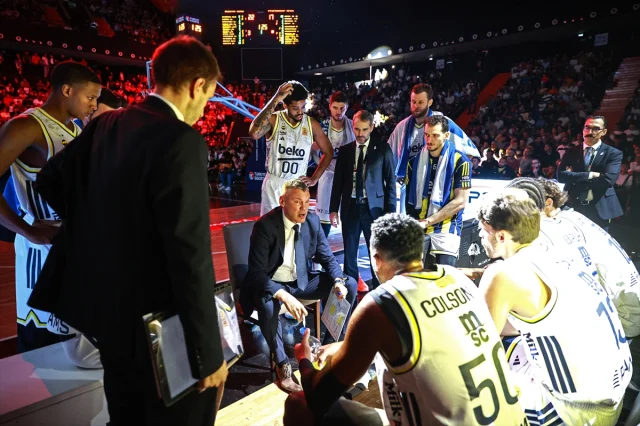 Basketbol Süper Ligi'nde Heyecan Dolu Maç: Fenerbahçe Beko Son Saniyede Galip