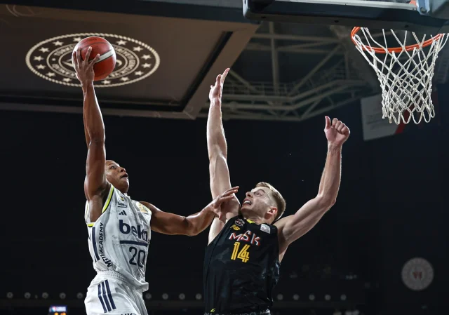 Basketbol Süper Ligi'nde Heyecan Dolu Maç: Fenerbahçe Beko Son Saniyede Galip