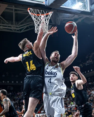 Basketbol Süper Ligi'nde Heyecan Dolu Maç: Fenerbahçe Beko Son Saniyede Galip