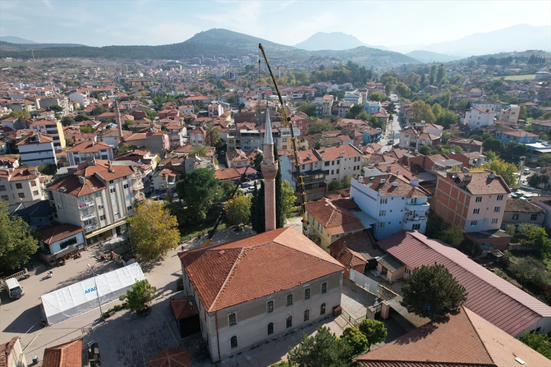 Sındırgı'da Tarihi Camilerde Büyük Restorasyon: Acaba Neler Değişecek?