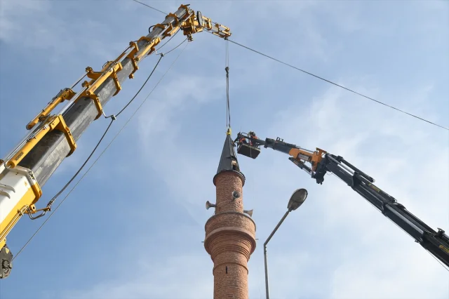 Sındırgı'da Tarihi Camilerde Büyük Restorasyon: Acaba Neler Değişecek?