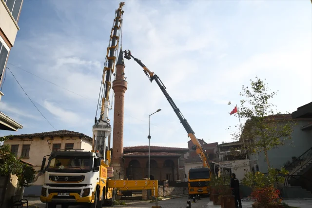 Sındırgı'da Tarihi Camilerde Büyük Restorasyon: Acaba Neler Değişecek?