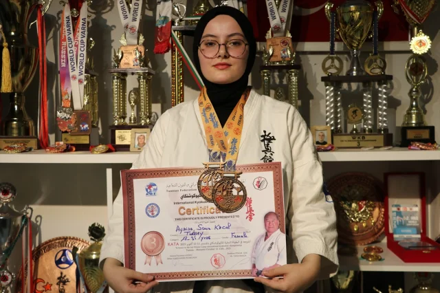 Babasıyla Çalışan Genç Karateci Dünya Şampiyonluğunu Hedefliyor