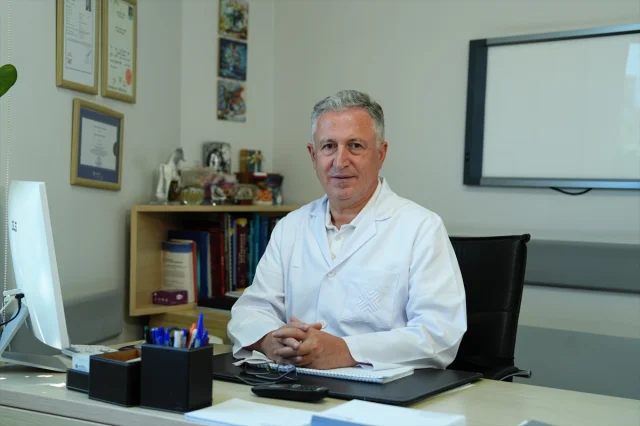 Kasıkta Şişlik ve Ağrı Fıtık Belirtisi Olabilir