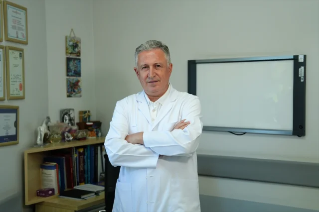 Kasıkta Şişlik ve Ağrı Fıtık Belirtisi Olabilir