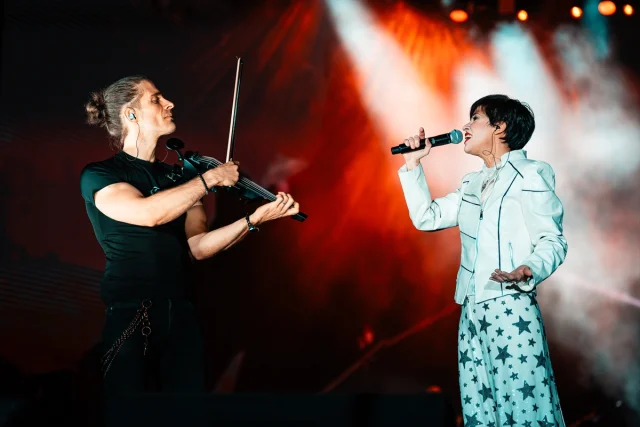 Aydilge Antalya'da Unutulmaz Bir Gece Yaşattı