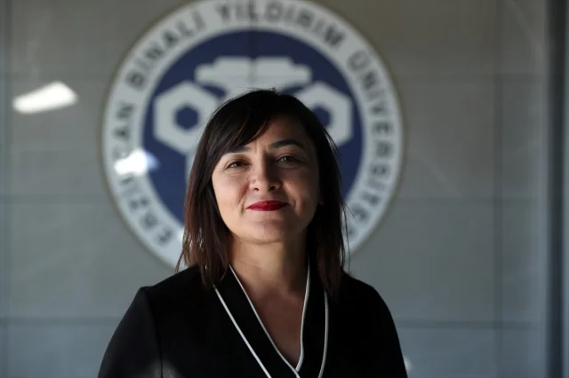 Erzincan'da Üniversite Mezunları Öğrencilerle Deneyimlerini Paylaştı
