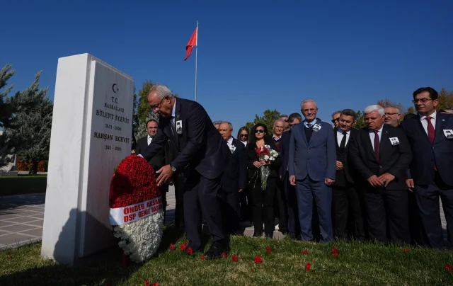 Bülent Ecevit'in Anısı DSP İçin Yaşıyor