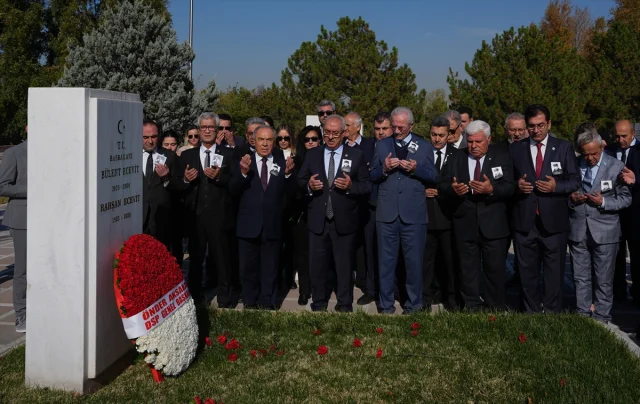 Bülent Ecevit'in Anısı DSP İçin Yaşıyor