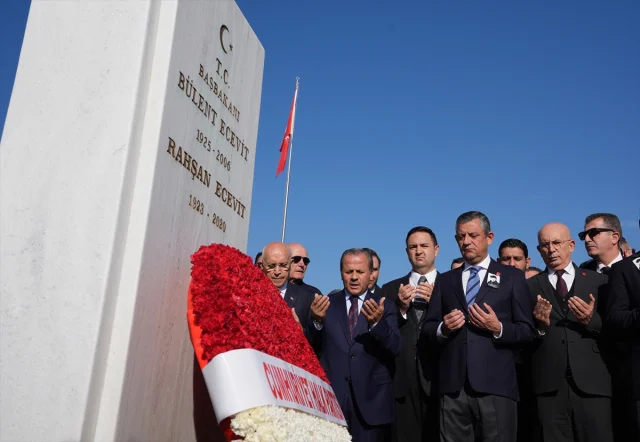 Özgür Özel'den Bülent Ecevit'in Azmini Hatırlatan Vefa Ziyareti