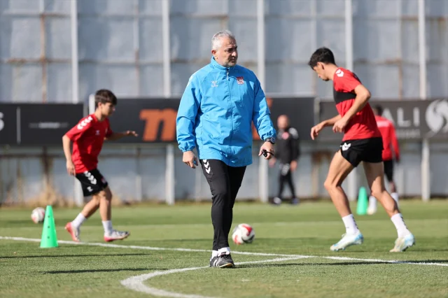 Sivasspor'dan Heyecan Dolu Manisa FK Maçı Öncesi Yoğun Antrenman