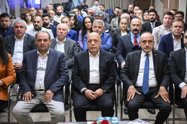 HAK-İŞ Başkanı Arslan'dan Çarpıcı Asgari Ücret Çağrısı