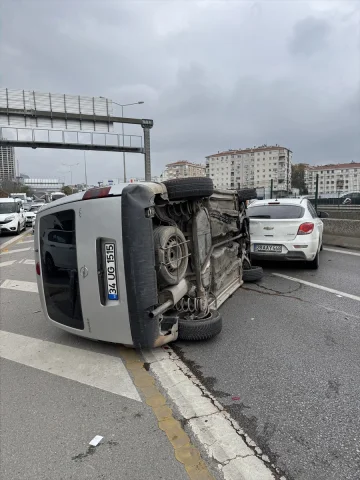Kadıköy'de zincirleme kaza trafiği felç etti