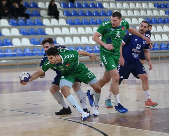 Nilüfer Belediyespor'un Rize Zaferi