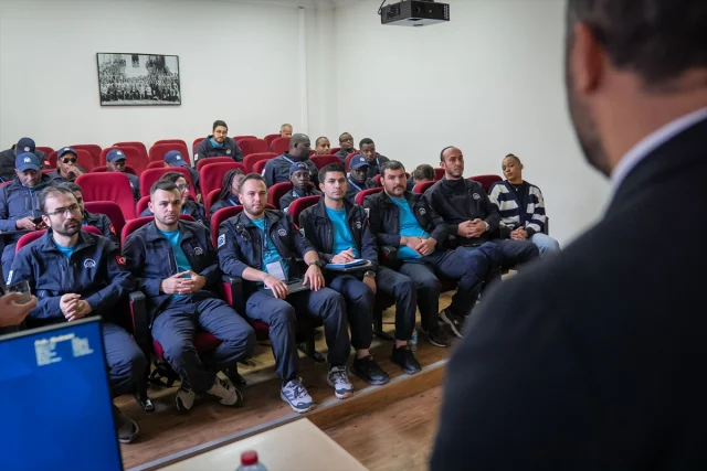 AA'nın Savaş Muhabirliği Eğitiminde Gazeteciler Gerçek Saha Koşullarına Hazırlanıyor