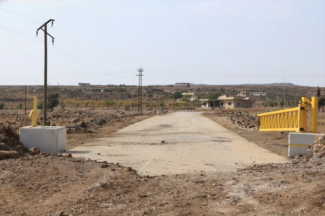 İsrail'in Suriye Sınırındaki Adımları Tepki Çekmeye Devam Ediyor