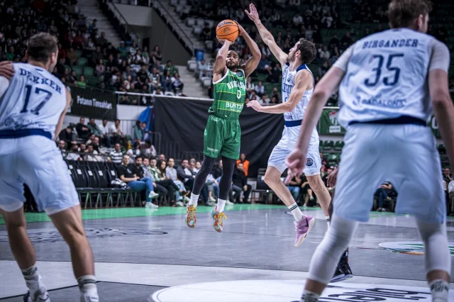Bursaspor'un FIBA Şampiyonlar Ligi Macerası Yenilgiyle Sona Erdi