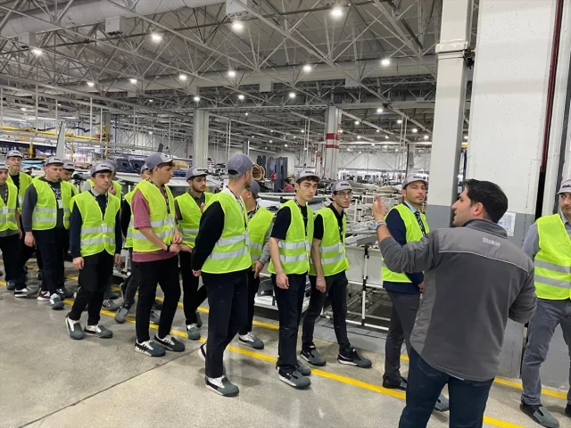 Otokar'ın Eğitici Projesi Elektrikli Araç Sektörüne Yeni Yetenekler Kazandırıyor
