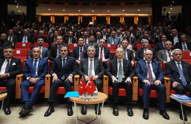 Türkiye'nin E-İhracatında Yeni Dönem: Ankara Zirvesi ve Sektöre Sağlanan Destekler